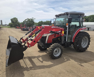 Achetez un tracteur Massey Ferguson 2M.65 2026 à prix avantageux, équipement agricole d'occasion de qualité originale, performances robustes, idéal pour la ferme - Product Image 2