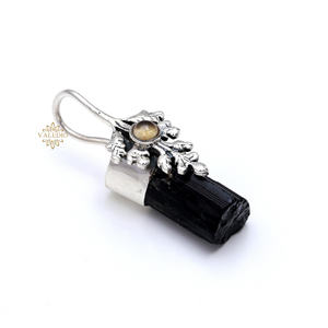จี้เงินแท้ 925 ทำมือ สไตล์โบฮีเมียน ลายชนเผ่า ประดับพลอยทัวร์มาลีนสีดำธรรมชาติ สำหรับงานหมั้นและงานแต่งงาน ขายส่งจำนวนมาก - Product Image 1