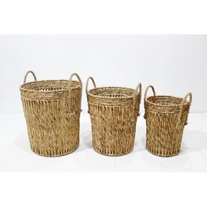 Panier de rangement rond rustique Artex Dong Thap en jacinthe d'eau, tressé à la main, écologique, avec poignées - Product Image 2