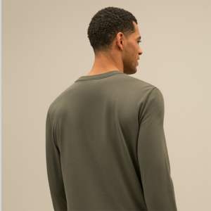 Camisa ecológica de manga larga de algodón orgánico-Moda elegante y sostenible para consumidores respetuosos con el medio ambiente - Product Image 3