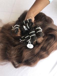 Venta al por mayor 24 ''vendedor indio Templo de visón camboyano virgen extensiones humanas Color #4 paquetes ondulados cutícula alineada suave crudo - Product Image 5