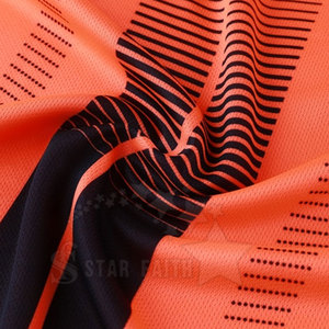 Nuevo Diseño de Camisetas de Fútbol Sublimadas, Ropa Deportiva Personalizada para Equipos, Manga Corta, 100% Poliéster Transpirable, Servicios OEM - Product Image 6