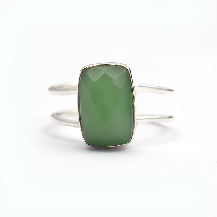 สีเขียว