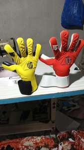 Gants de gardien de but de football en latex allemand de haute qualité, personnalisables, vente en gros OEM, séchage rapide, respirants, prix raisonnable - Product Image 2