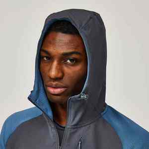 Survêtement de sport unisexe personnalisé 100% polyester, imperméable, coupe-vent, respirant, motif uni, avec capuche, fonctionnalités de course à pied - Product Image 3