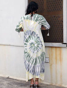 Robe d'été longue et légère tie-dye pour femmes, élégante et polyvalente, avec poches pour un mouvement sans effort et une robe confortable - Product Image 6
