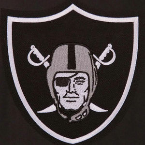 Vestes universitaires brodées personnalisées Vestes universitaires Letterman pour hommes avec manches en cuir Veste Letterman pour hommes - Product Image 3