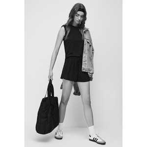 Sleeveless T-<b>shirt</b> with shoulder <b>pads</b> - Product Image 5