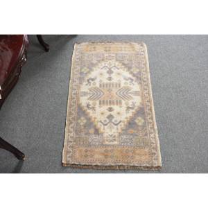 Tapis plat en laine gris beige vintage de 1,9x3,1 pieds, motif patchwork turc pour décoration de salon, largeur de 4m avec support en latex - Product Image 1