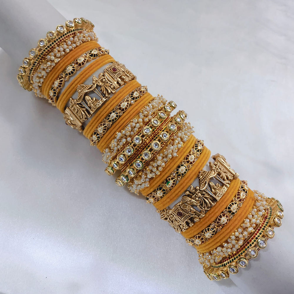 สีเหลือง