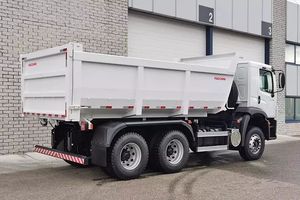 Nouveau Camion Benne Volks_wagen Constellation 31.320 6x4 Euro5 Diesel Lourd 451-500HP Transmission Automatique Direction à Gauche 31-40T - Product Image 4