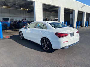 รถเบนซ์ A-Class ปี 2020 สภาพใหม่เอี่ยม - Product Image 3