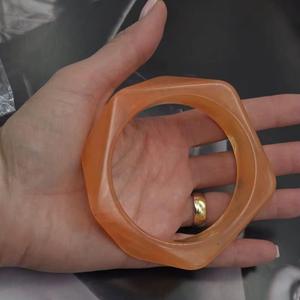 กำไลและสร้อยข้อมือเรซิ่นสำหรับผู้หญิง คอลเลคชั่นใหม่ เครื่องประดับสไตล์นางฟ้าสำหรับงานปาร์ตี้และงานแต่งงาน คุณภาพสูง - Product Image 2