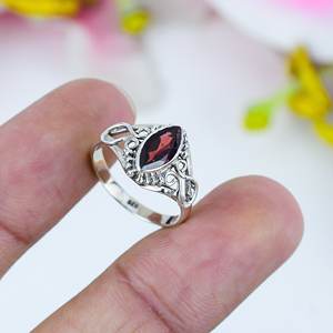 Anillo Ovalado de Plata de Ley 925 Hecho a Mano con Incrustaciones de Ágata Natural, Estilo Vintage para Bodas y Fiestas - Product Image 3