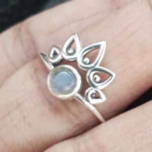 Anillo de piedras preciosas de labradorita natural para mujeres y niñas, joyería de plata de ley 925 hecha a medida, venta al por mayor, anillos de plata fina, joyería - Product Image 2