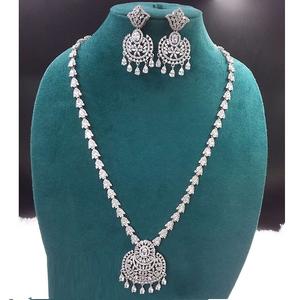 Conjunto de joyería Muse AD moderna de calidad de lujo elegancia de diamante americano para mujeres contemporáneas precio de exportación de latón principal disponible - Product Image 2