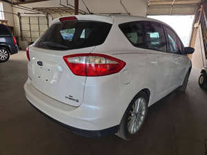 Auto Usado Económico Ford C-MAX Híbrido SE 2013, Volante a la Izquierda - Product Image 3