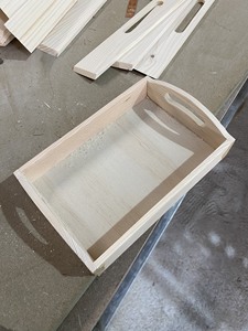 Plateau de service alimentaire rectangulaire en bois massif dans un ensemble pour hôtel fabriqué au Vietnam avec un design moderne - Product Image 6