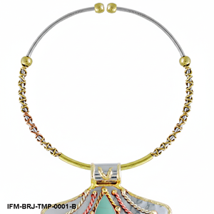 Collier pendentif éventail en tri-métal artisanal, bijoux bohème en métaux mixtes avec incrustation de turquoise et détails en fil torsadé - Product Image 3