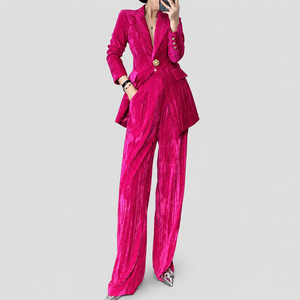 Ensemble <span class=keywords><strong>tailleur</strong></span>-<span class=keywords><strong>pantalon</strong></span> d'hiver formel fuchsia personnalisé pour <span class=keywords><strong>femme</strong></span>, blazer en velours froissé, <span class=keywords><strong>pantalon</strong></span> à jambes larges, revers cranté, simple boutonnage, bouton doré, OEM - Product Image 1
