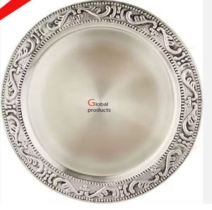 Plaque de chargeur design en métal fini doré look royal 2025 pour restaurant et bar d'hôtel - Product Image 5