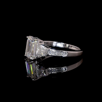 Cincin Pertunangan Berlian Emerald Cut Bersertifikat IGI 2CT, Emas Padat 14K, Batu Samping Trapezoid Custom, Cincin Lamaran Mewah