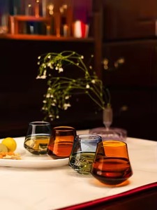 Verre dansant élégant à la demande pour cocktails, parfait pour les occasions spéciales, disponible pour la vente en gros - Product Image 4