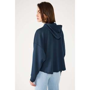 Sweat-shirt à demi-zip doux avec poches - Product Image 5