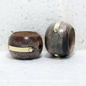 Ronds de serviette en bois antiques fabriqués à la main porte-serviettes en bois naturel meilleure qualité vaisselle mariages fêtes hôtels cuisine utilisation - Product Image 5