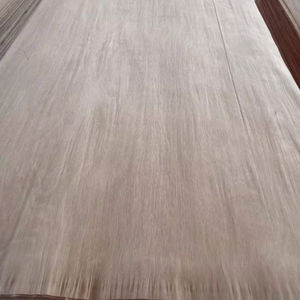 Fournisseur de bois du Vietnam Contreplaqué de placage Gurjan Face pour l'intérieur et le mobilier modernes - Product Image 2