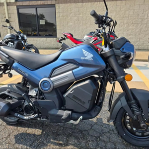 Nueva Oferta: Motocicleta Scooter HondaS Navi 2025 Azul Metálico Personalizable con Motor sin Escobillas de 600-1000cc, >80km/h, Origen EE. UU., Lista para Usar - Product Image 1