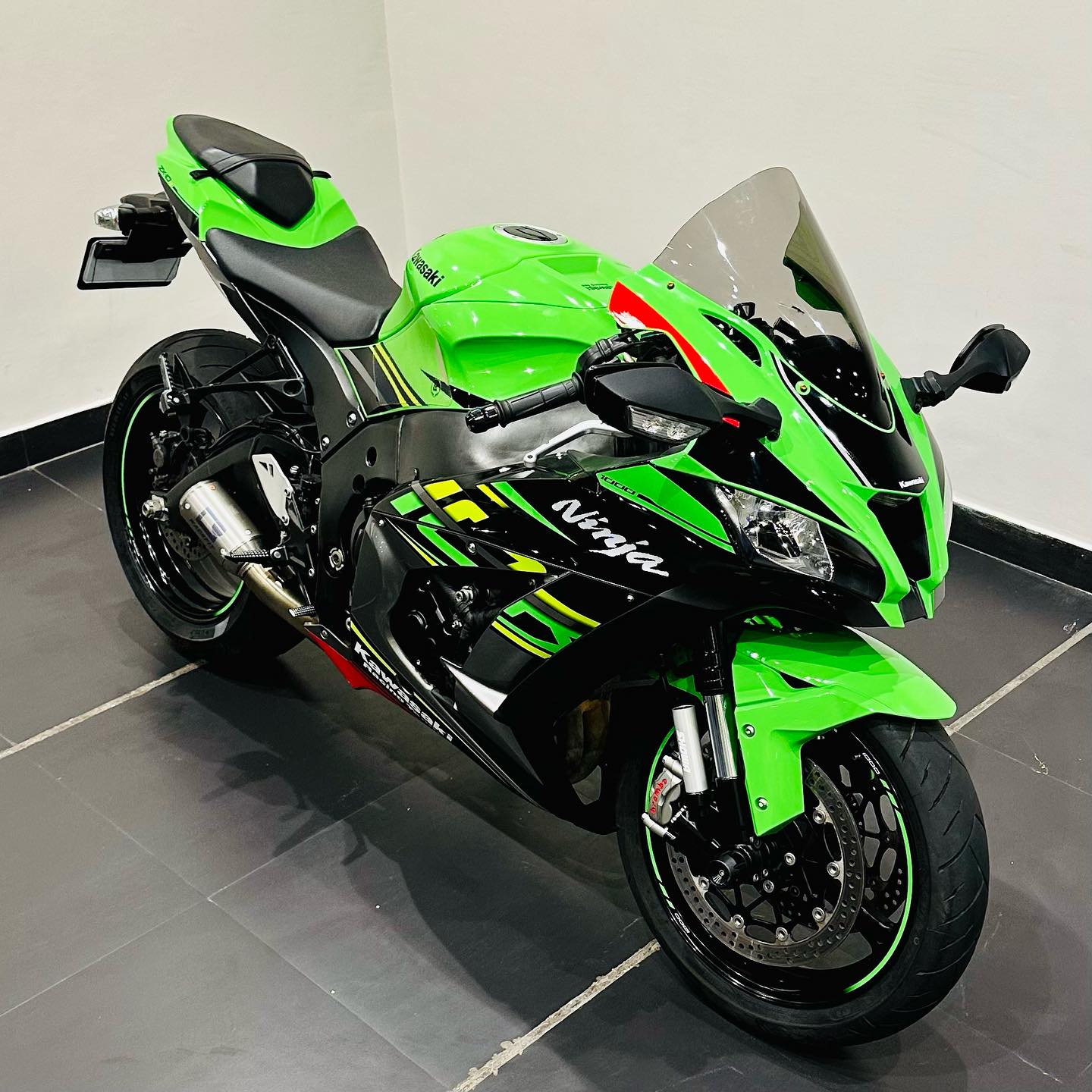 USED 2019 Kawasaki ZX10RR - High Performance Motorcycle