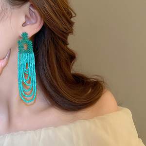 Boucles d'oreilles de gland de tissage de perles de riz fraîches pour les coeurs des filles Boucles d'oreilles polyvalentes Boucles d'oreilles de banlieue simples et à la mode - Product Image 3