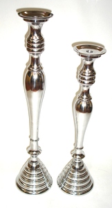 Lot de 2 bougeoirs plaqués nickel au design moderne Vantage pour la décoration de la maison et le salon. - Product Image 4