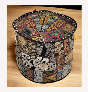 มือปักเท้าพูฟออตโตมันBohoโบฮีเมียนตกแต่งวินเทจPatchworkที่นั่งPuffชั้นหมอน - Product Image 1