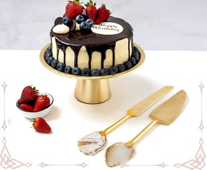 Support à gâteau métallique doré brillant, présentoir à gâteau Durable de Style Royal de taille personnalisée - Product Image 4