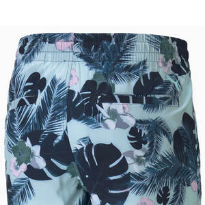 Shorts de golf légers et doux au toucher pour hommes, vêtements de sport de golf en plein air, shorts de golf en vente chaude, en vente - Product Image 5