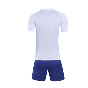 Uniforme de fútbol de nuevo diseño de servicio OEM, ropa de entrenamiento de bajo precio - Product Image 2