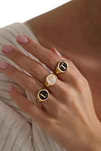 Bague ajustable personnalisée en émail avec initiale, 16-17 mm, en argent sterling 925 plaqué or 14 carats, bague délicate avec lettre - Product Image 6