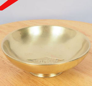 Cuenco para servir comida acabado dorado de metal de aspecto simple para hotel casero - Product Image 5