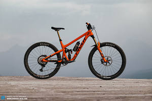 Bicicleta de Montaña Pivot Firebird 29 Original Nueva 2022 - OEM Personalizada con 1 Año de Garantía - Product Image 2