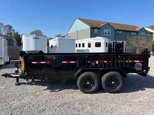 Remorque à benne basculante d'occasion 7x14 avec pneu Remorque agricole en bon état pour les industries agricoles Nouveau disponible à la vente - Product Image 2