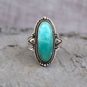 แหวนอะเมโซไนต์ธรรมชาติขายส่งจากโรงงาน เงินแท้ 925 ทำมือ พลอยทรงรี 10x18 มม. เครื่องประดับสไตล์โบฮีเมียนสำหรับวันครบรอบ - Product Image 1