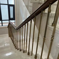 2025 nouveaux meubles de maison de Style Simple personnalisés Guangdong Yimu Villa Offre Spéciale laiton acier inoxydable fer balcon cour