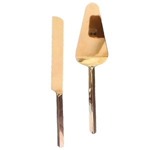 Servidor de pastel de metal hecho a mano de nuevo estilo en precio al por mayor Nuevo diseño en servidor de pastel de metal - Product Image 1