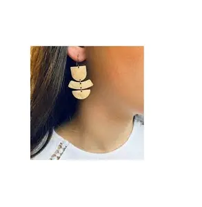 Pendientes de latón, Piercing de nariz de latón de acero inoxidable a granel para mujeres, regalos, pendientes de oreja de latón, diseño atractivo