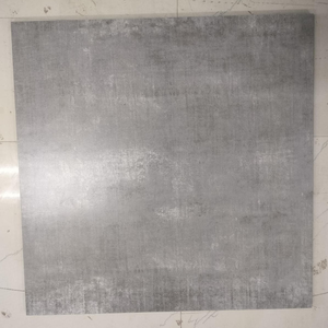 กระเบื้องปูพื้นลายปูนซีเมนต์สีเทาด้าน ขนาด 60x60 ซม. สำหรับพื้นที่อยู่อาศัยและพื้นที่เชิงพาณิชย์ที่ทันสมัย - Product Image 5