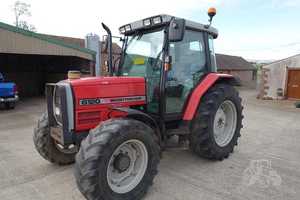 Moteur Kubota MASSEY FERGUSON 6160 Tracteur à pied/bande de roulement 100hp Équipement agricole d'occasion avec composants de base Moteur de pompe à engrenages à roulement - Product Image 4