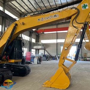 Excavatrice sur chenilles d'occasion Caterpillar CAT320D2, qualité supérieure, performances optimales - Product Image 2