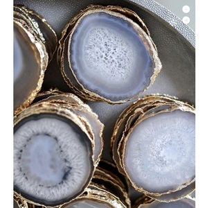 Posavasos de resina de lujo con acabado brillante, perfecto para regalo en casa - Product Image 1